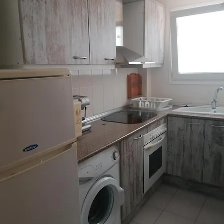 Apartment Good Location, 5 Min, Parking, Air Conditioning *