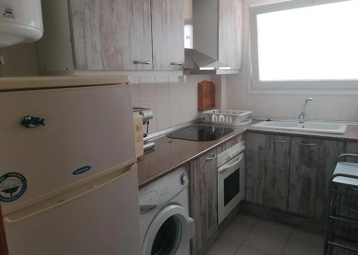 Apartment Good Location, 5 Min, Parking, Air Conditioning *